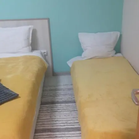 Уютен Дом 1 Apartamento Varna